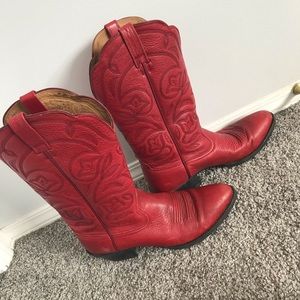 Lammle’s Ariat Leather cowboy boots